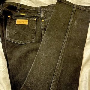 Black Men’s Wrangler jeans. Lightly starched. Size 34x34
